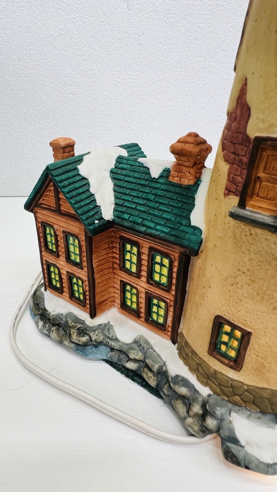 Dickens Collectibles “Victorian Series Lighthouse” With Original Box Excellent !
