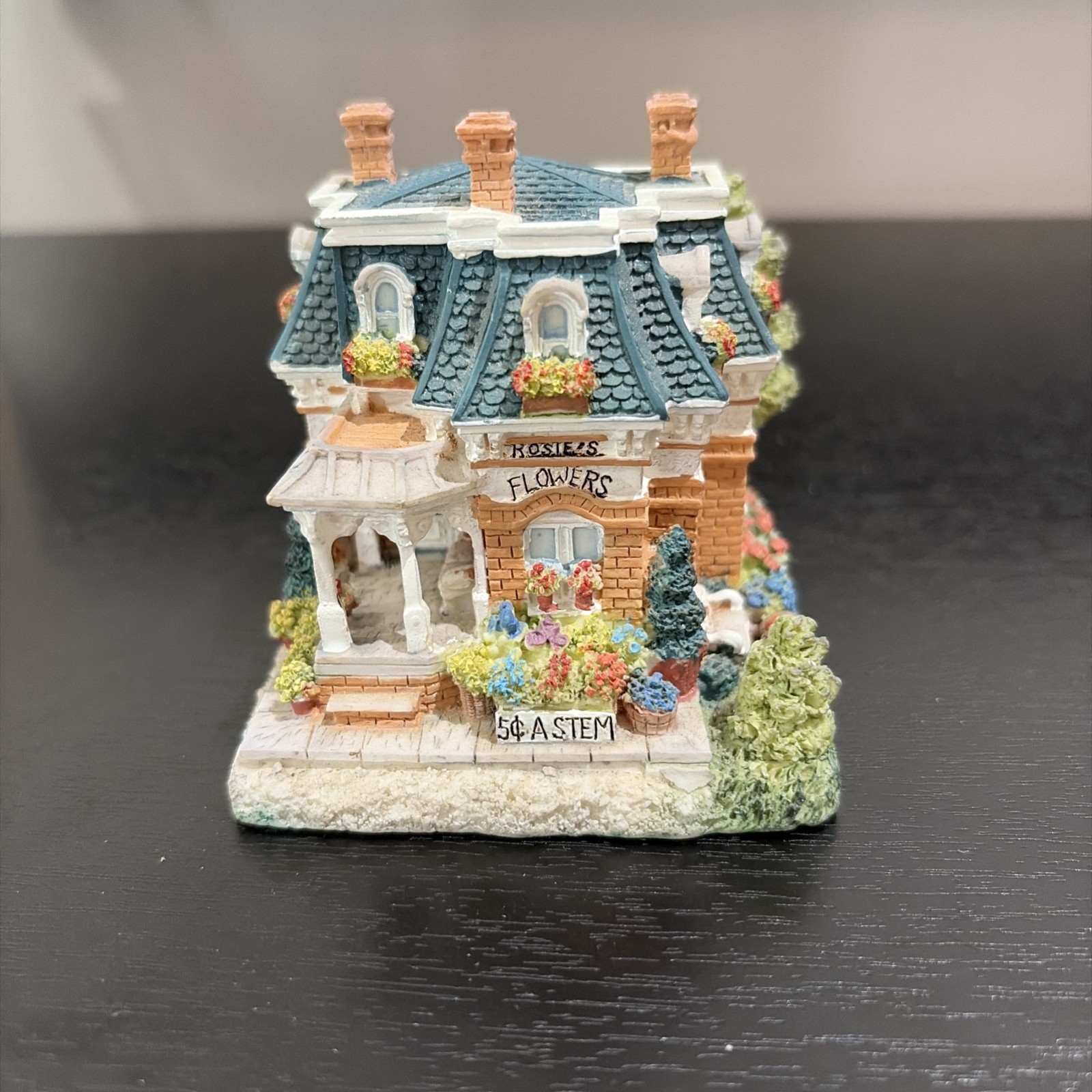 Liberty Falls Rosie’s Flower Shop & Oldest Tree AH178 Vintage 1999 Americana