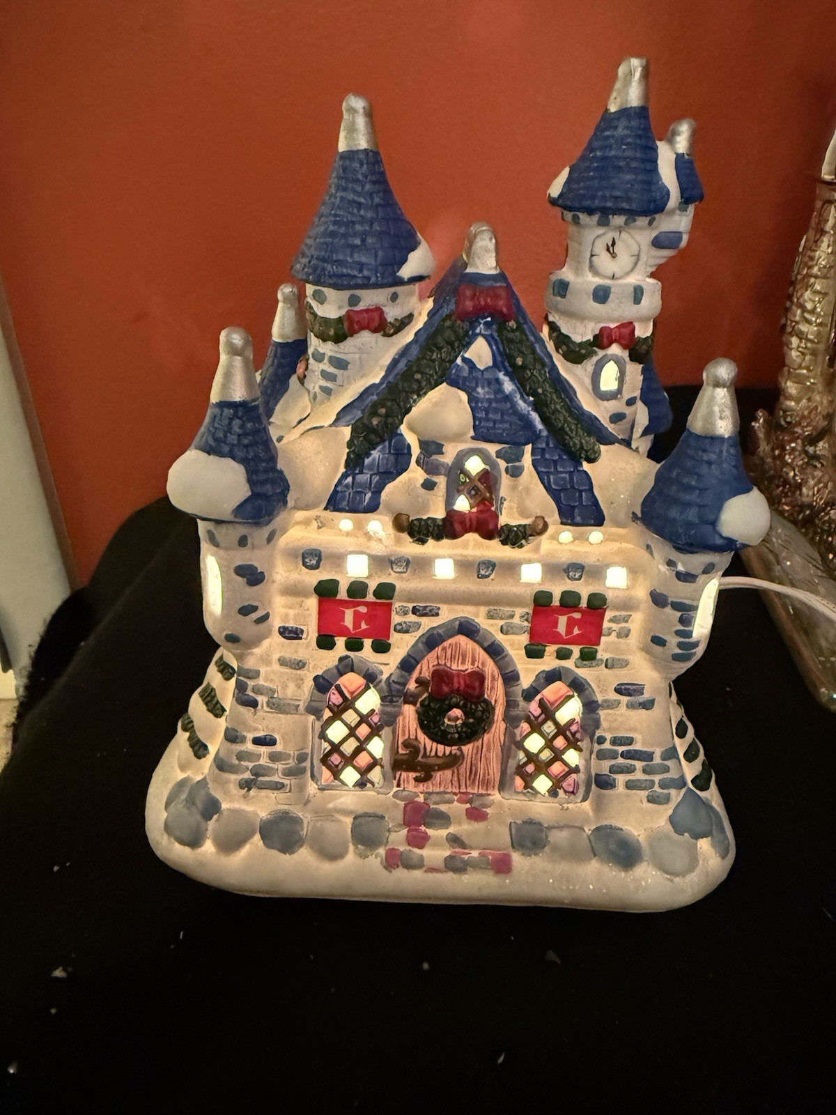 Disney Princess Christmas Village Cinderella Castle Light Up 2005 Brass Key