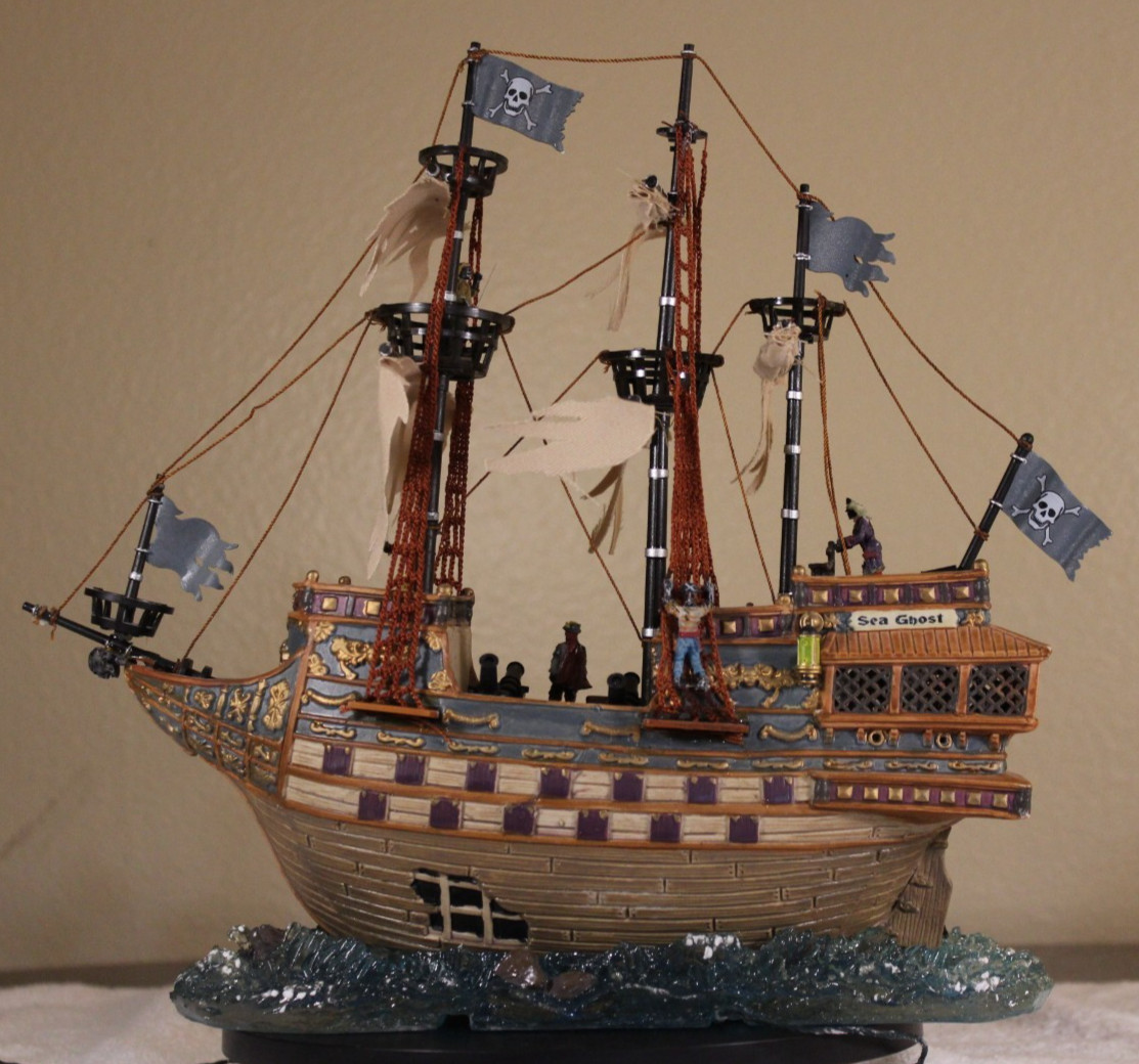 Spooky Town Lemax #35781A Lighted Ghost Galleon 2003 Read Description.