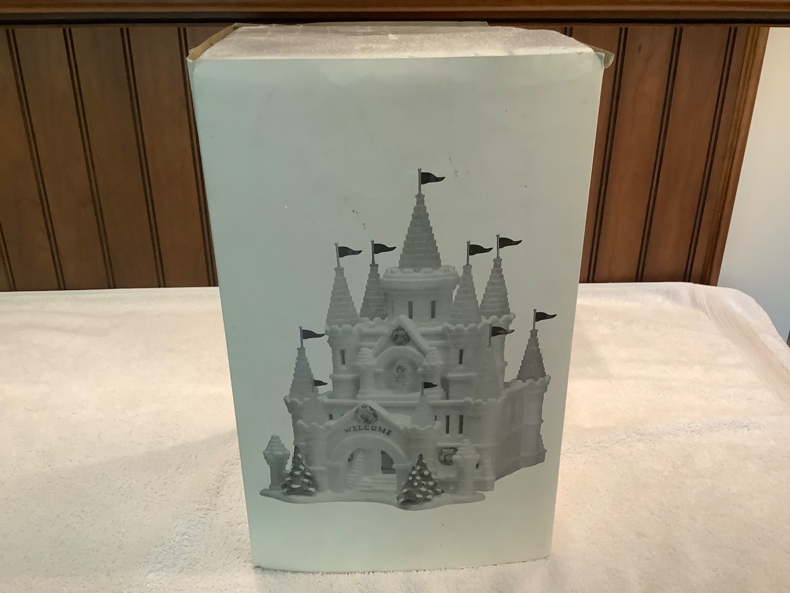 Dept 56 Snow Village Snow Carnival Ice Palace 54859 Complete With Flags Boxed