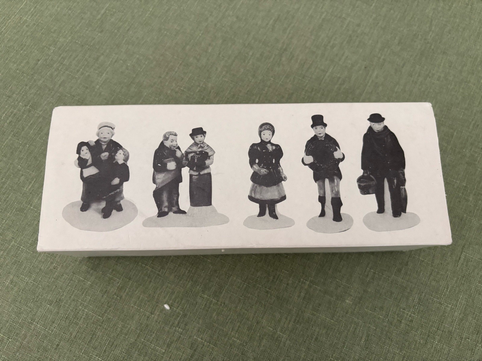DAVID COPPERFIELD Christmas Heritage Village Collection #5551-4 Set Of 5 NEW