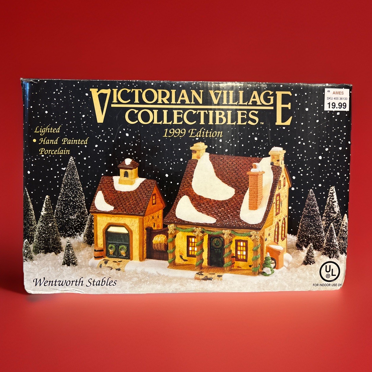 1999 Victorian Village Collectibles “Wentworth Stables” Porcelain Building Mint