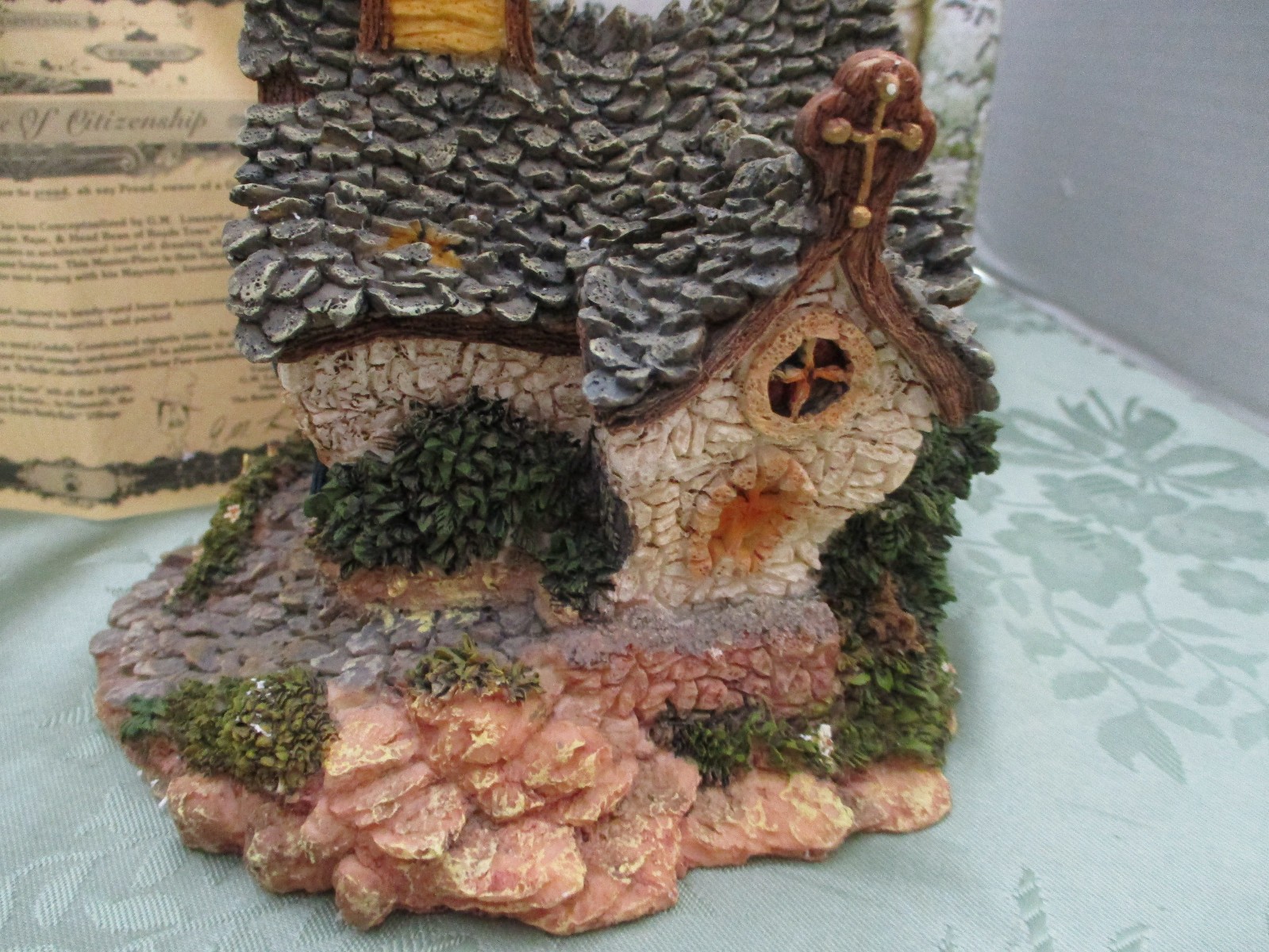 Boyds Bearly- Built Villages “Chapel In The Woods” & Accessories 2000 NIB