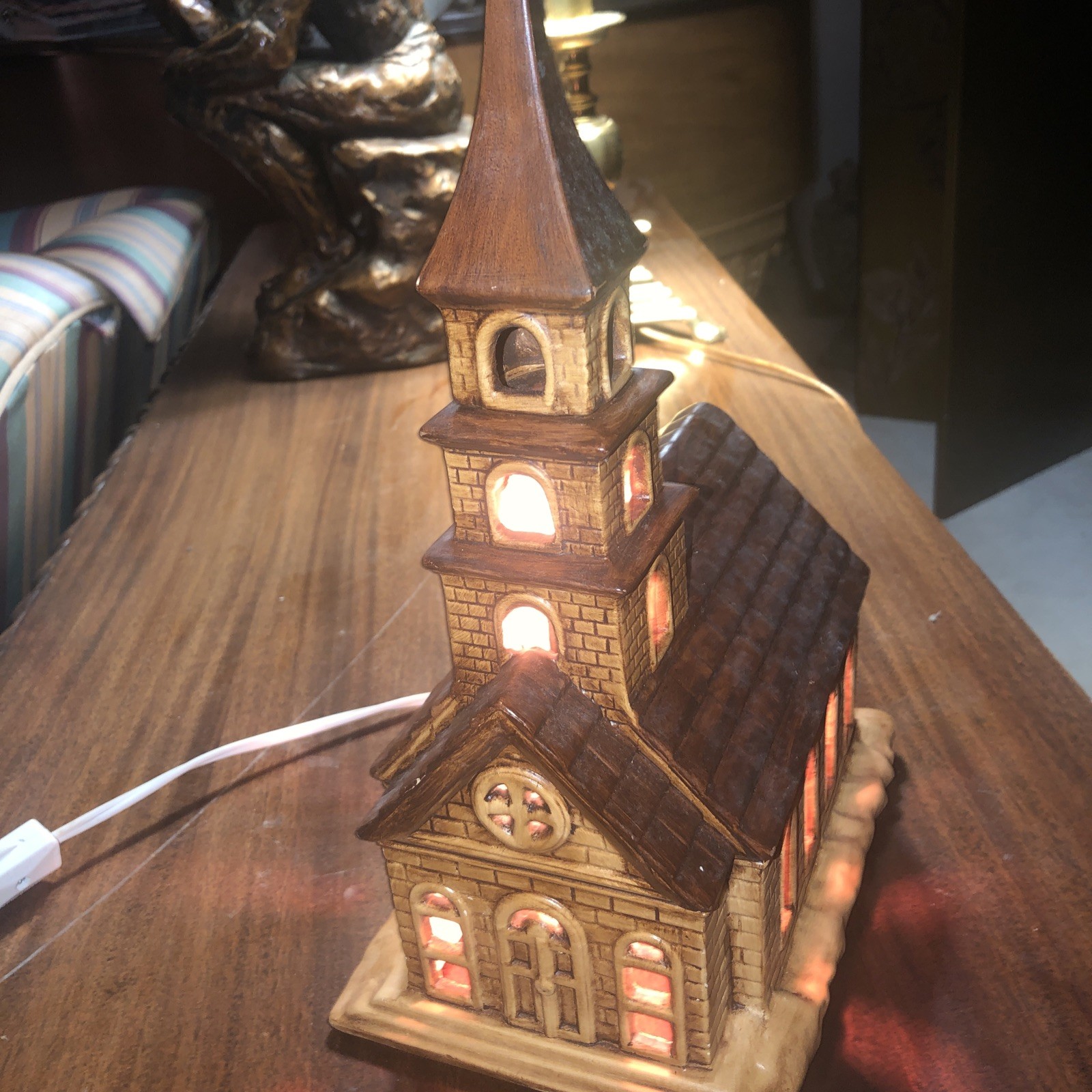 1979 Vintage Ceramic Porcelain Christmas village Church that lights up.