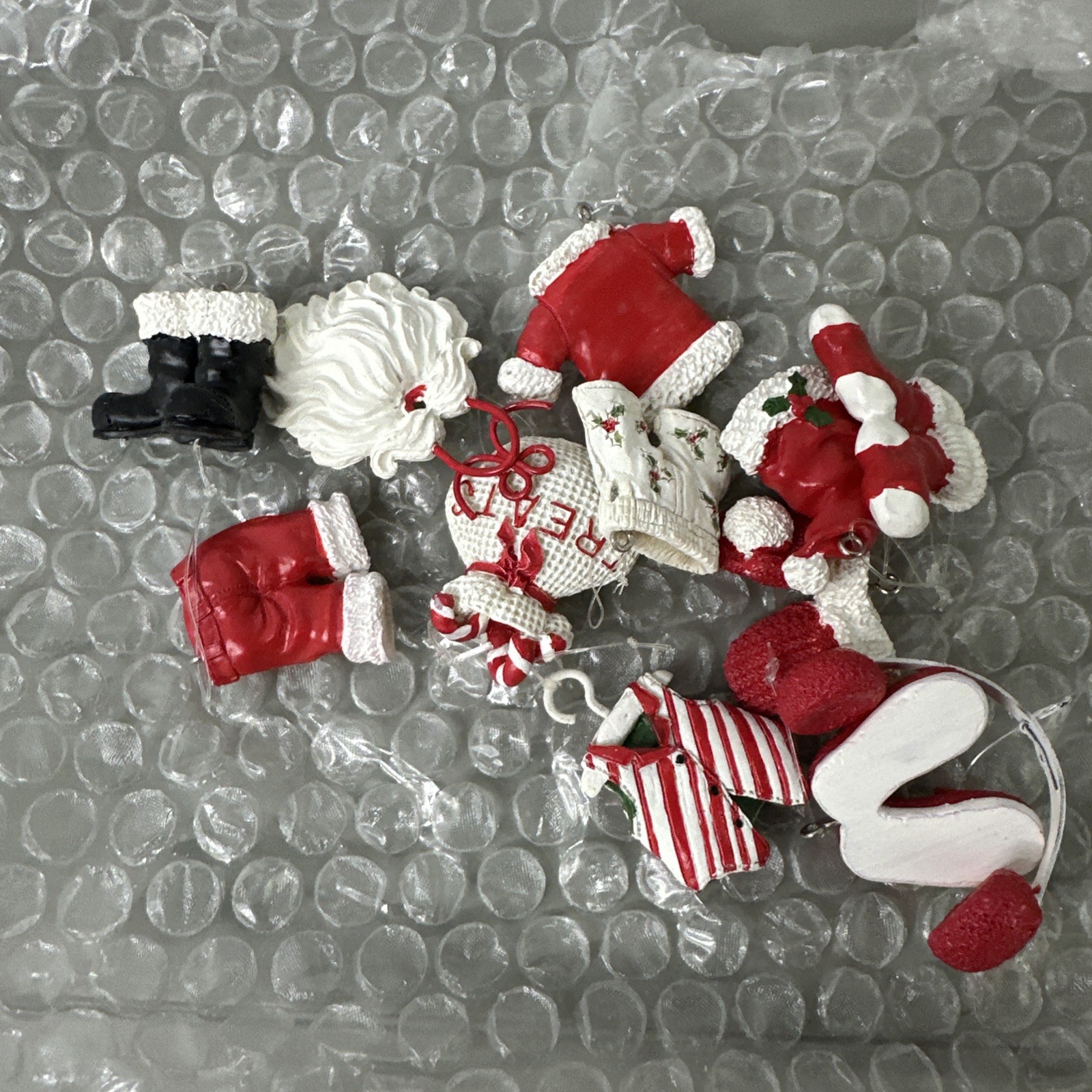 Department 56 Mailable Santa’s Clothes Tree w/ Recordable Message Christmas