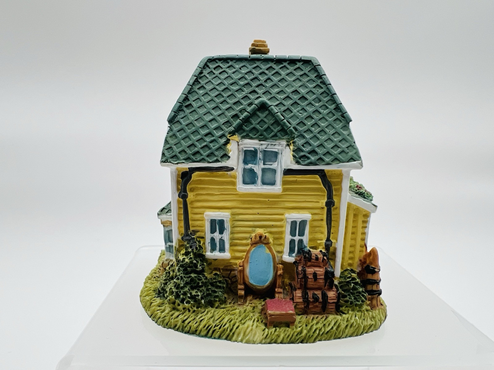 Liberty Falls Red Rudder Antiques AH100 Miniature Figurine 1996