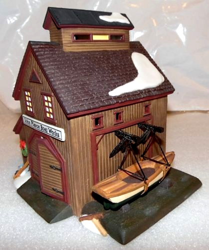 PIERCE BOAT WORKS # 56573 DEPT 56 RETIRED NEW ENGLAND VILLAGE LOBSTER BOAT