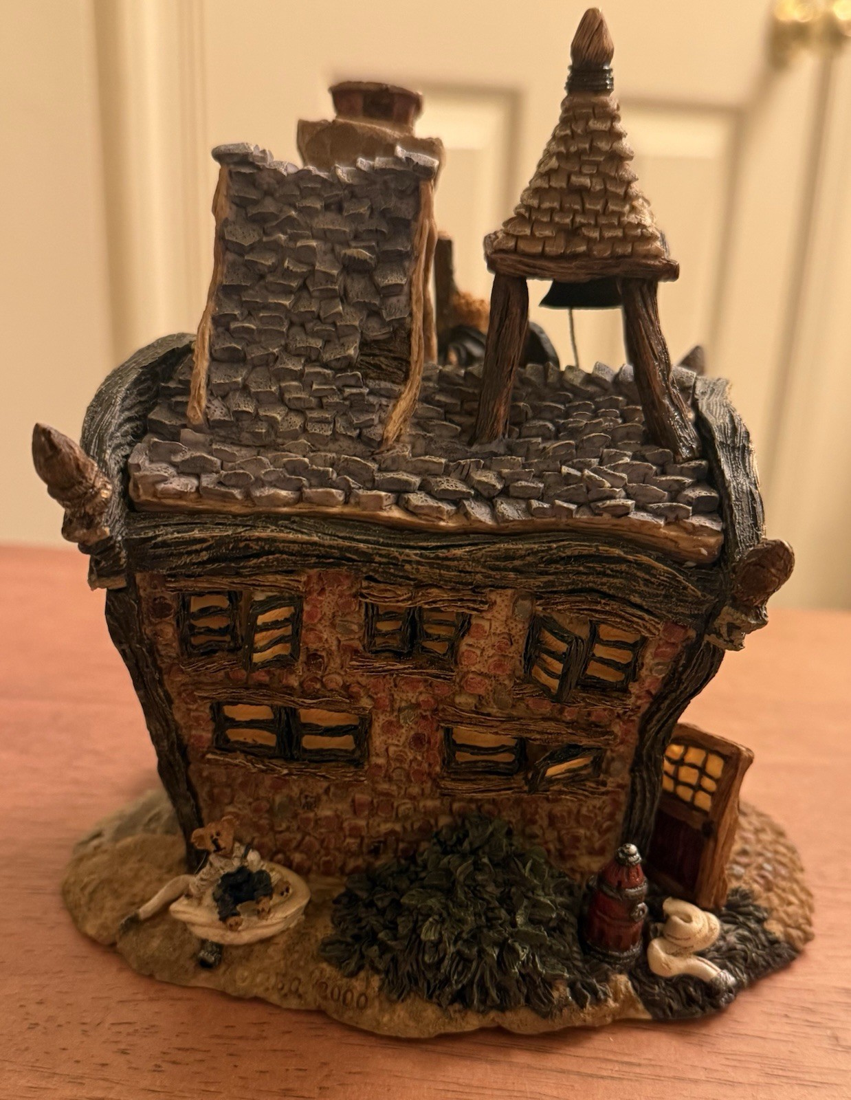 Boyds Bearly-Built Villages Boyds Town Volunteer Firestation w/ 1 Figurine
