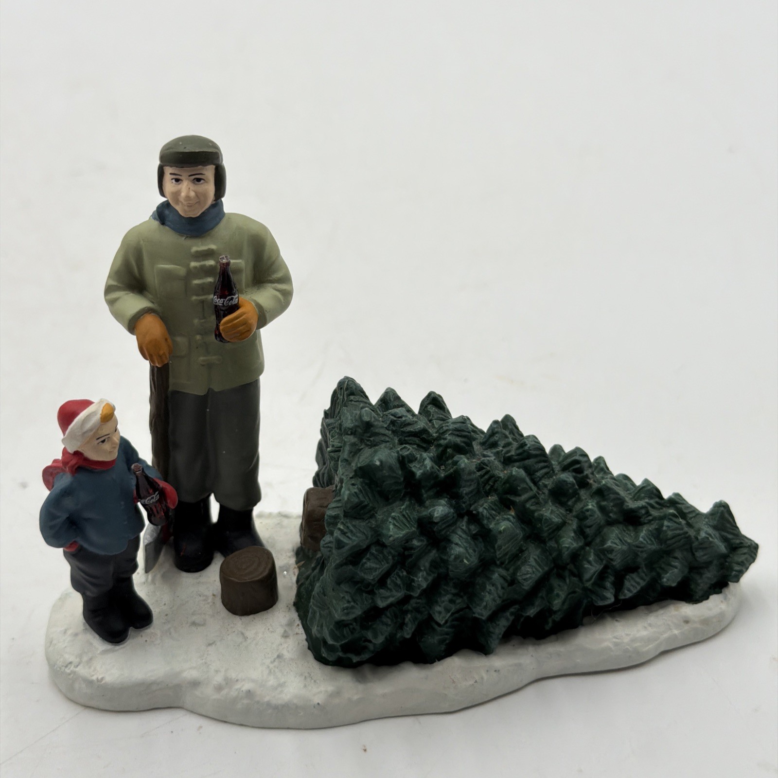 Coca-Cola Town Square Collection Cutting the Christmas Tree Coke Family CG2409