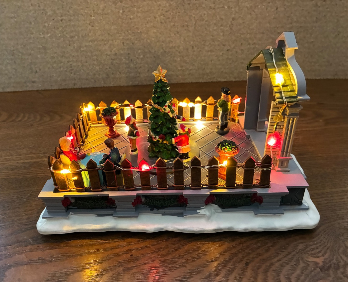Rite Aid Holidays LED Christmas Garden Animated Model #C63527