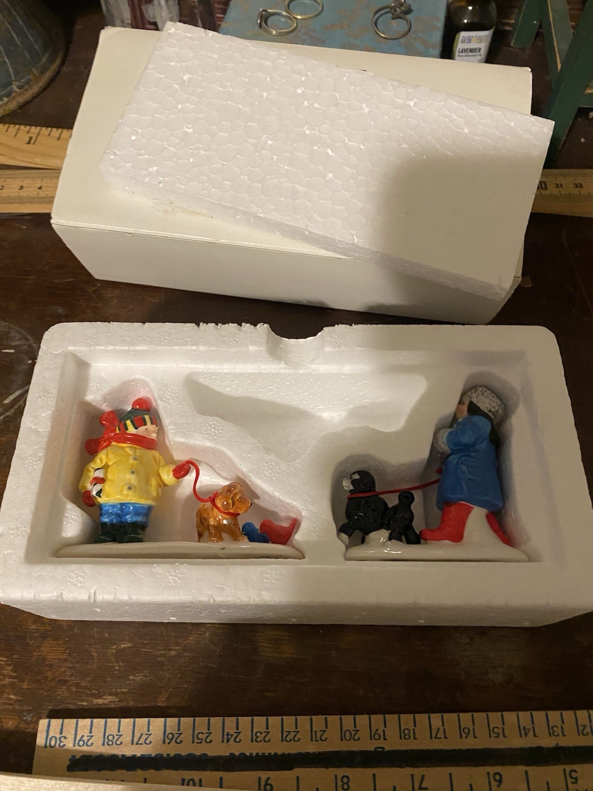 Dept 56 The Original Snow Village ~ “Pets On Parade” ~ #54720 Dogs On Leash