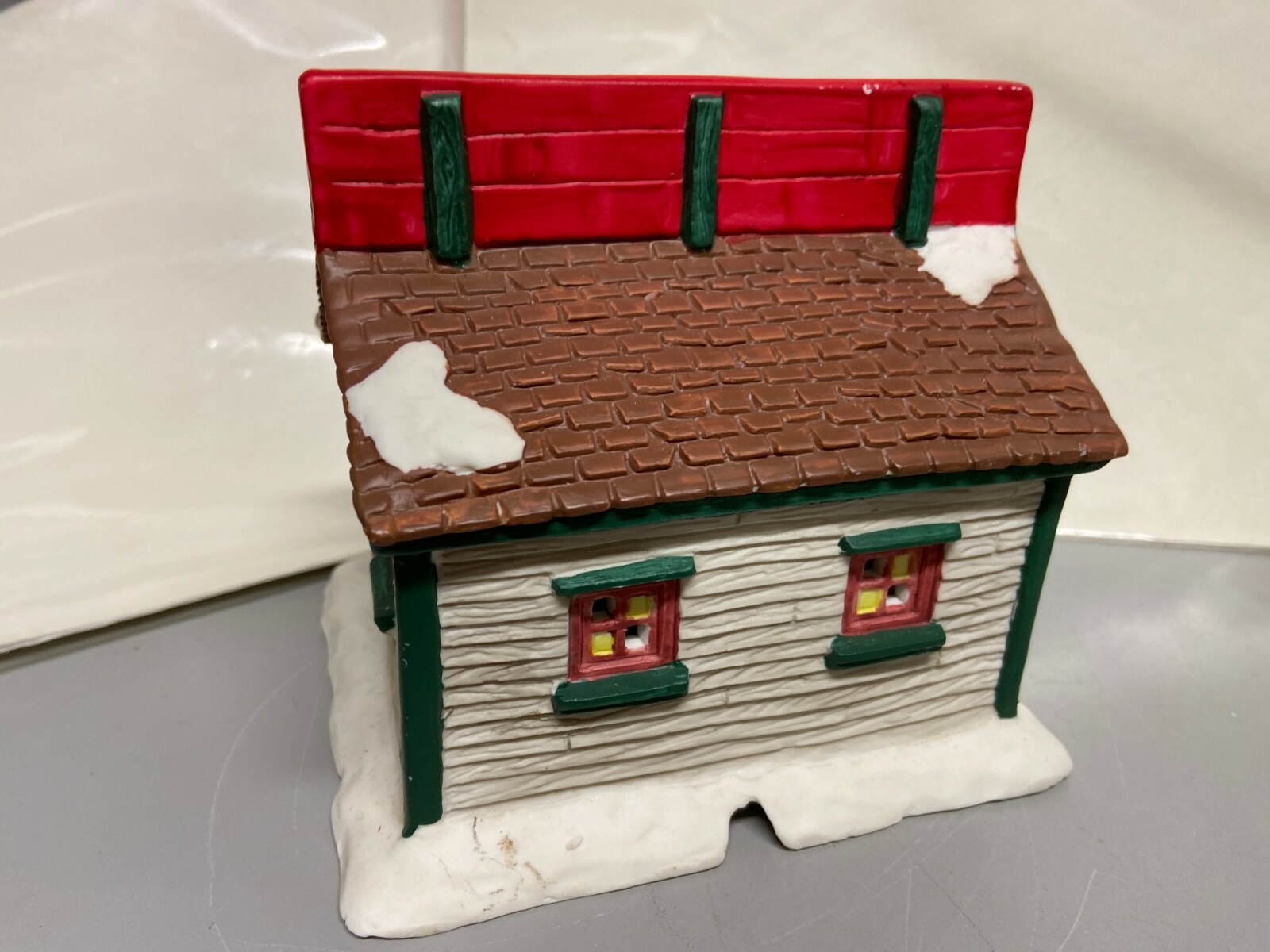 Vintage 1993 Seasonal Specialties Lighted Farm Market House Christmas 5×5″