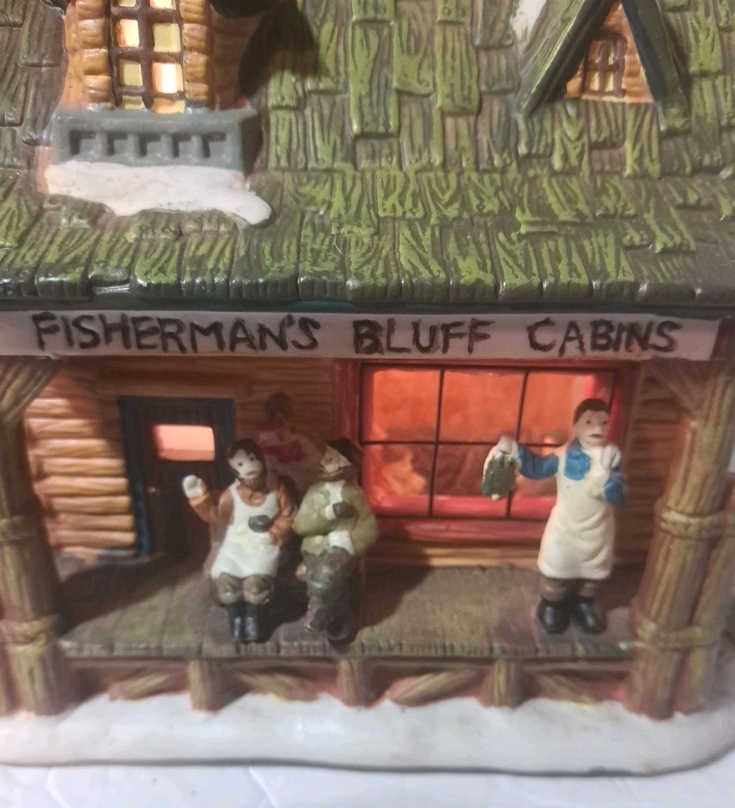 VTG Fisherman’s Bluff Cabins Belongs To The Interior.View Series
