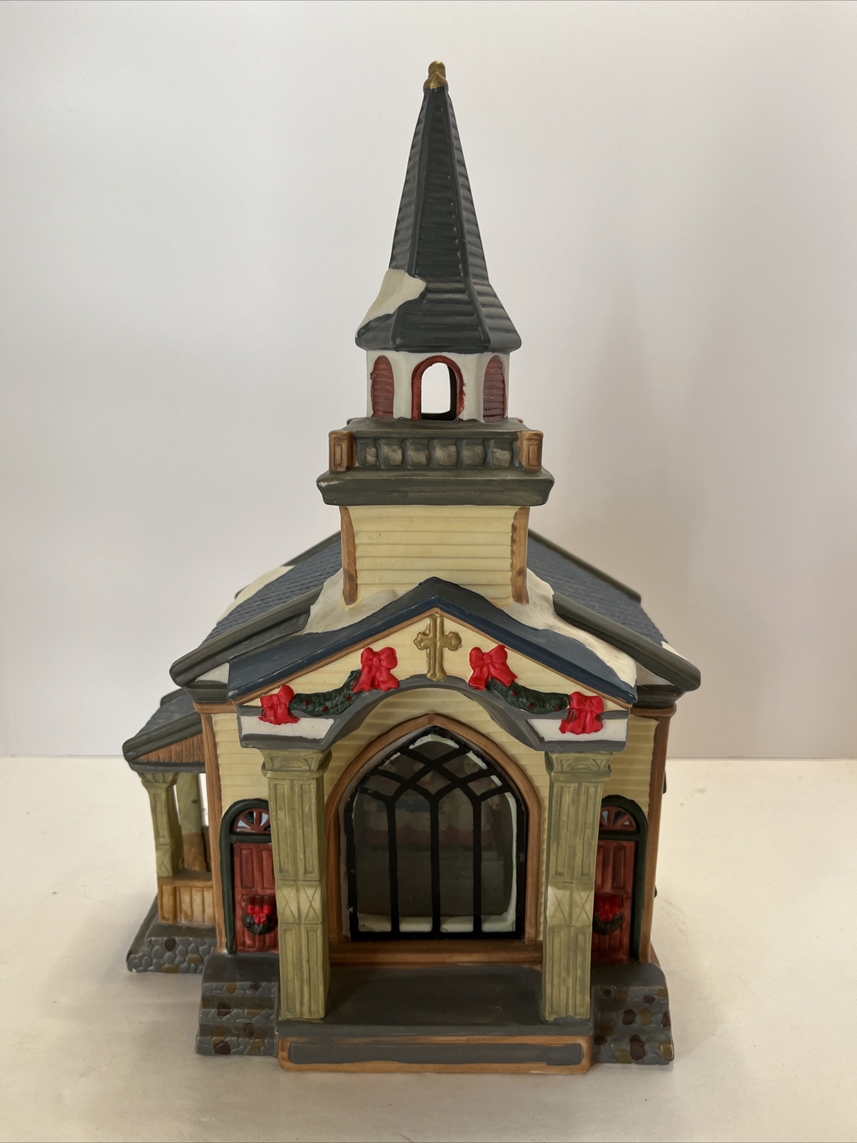 Vintage Christmas Village Light Up Church Long Rich LTD 1999 no light included