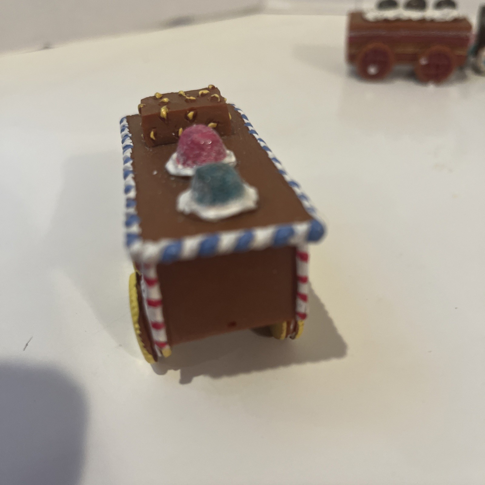Lemax Sugar ‘N Spice Gingerbread Express Train Retired Pre-Owned – 43424, 8 Pcs