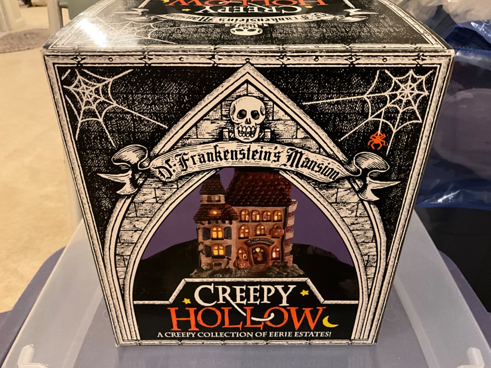 Creepy Hollow Village Dr Frankenstein’s Mansion Haunted Lighted House NEW