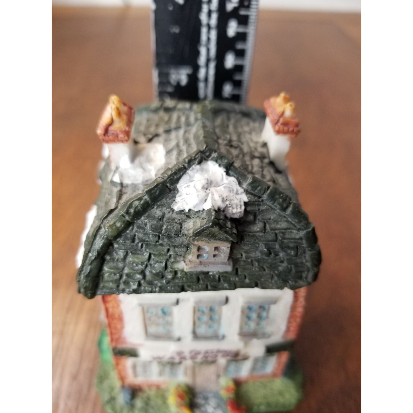 Dept 56 Dickens’ Miniatures Porcelain Handpainted Fezziwig’s Warehouse 3 Inches