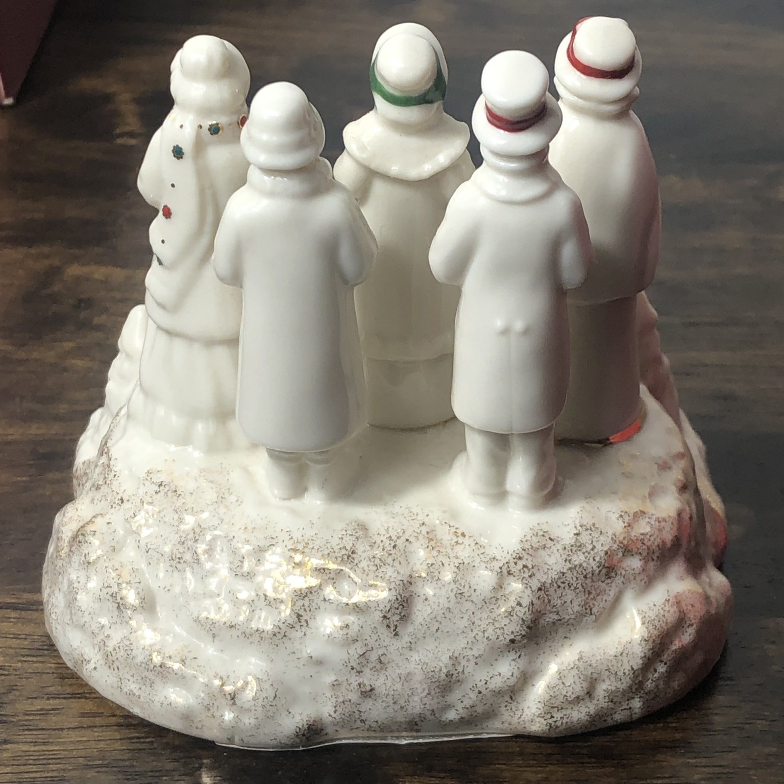 Lenox Mistletoe Park Musical Carolers #816988- Boxed – 2010 Village Treasures