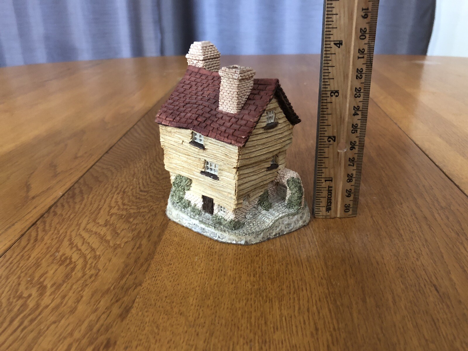 VINTAGE 1980 DAVID WINTER THE WINE MERCHANT HANDMADE FIGURINE ENGLAND RETIRED