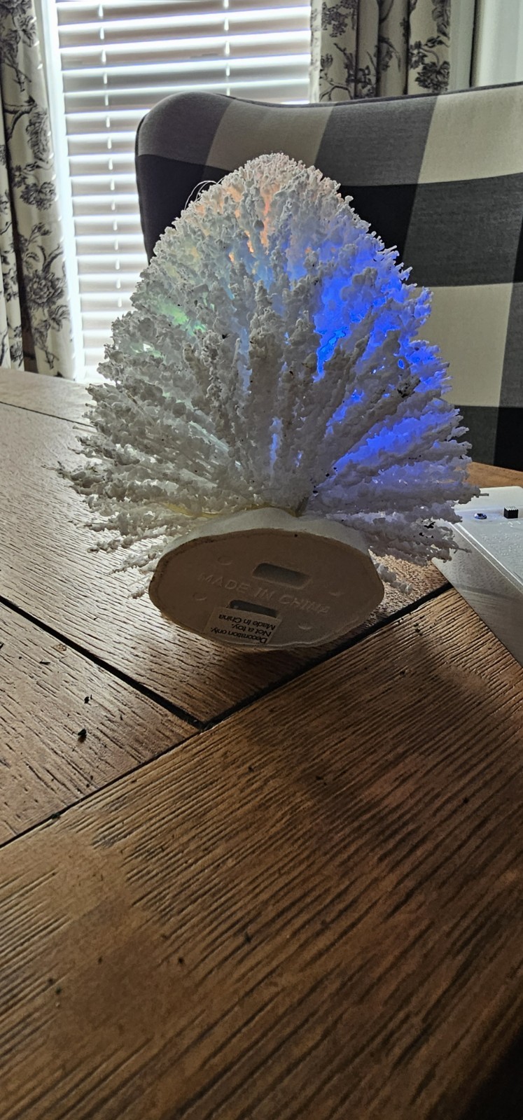 Lemax 1 White and 1 Green Christmas Tree Light Up 9″T Battery Operated