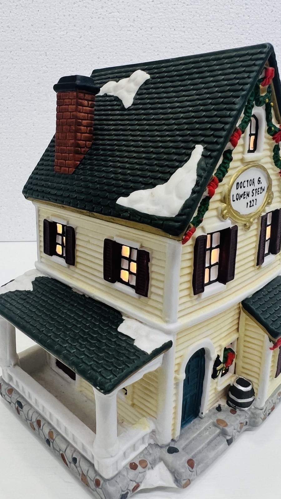 Copperfield Keepsake “Doctor G. Lowenstein ” Porcelain Lighted House Excellent !