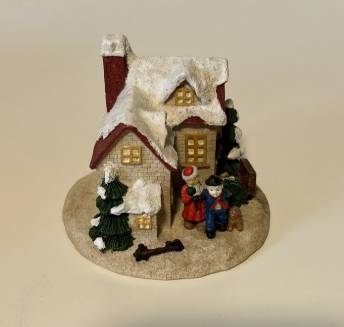 VTG 1992 Crystal Falls Village Richmond Cottage Miniature Christmas Resin Figure