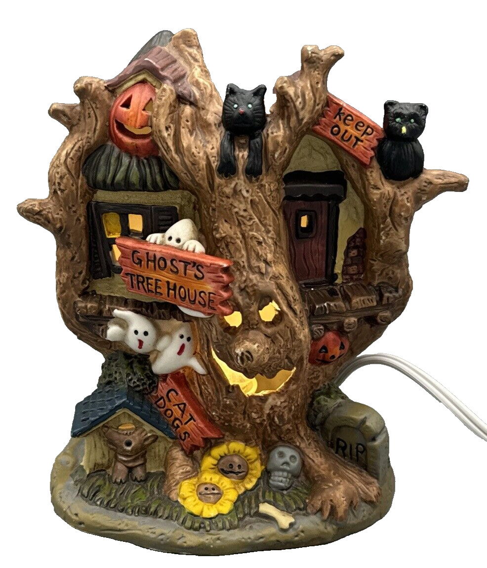 2002 Vintage Halloween Lighted Scary Ghost Treehouse DOG CAT Tabletop Halloween