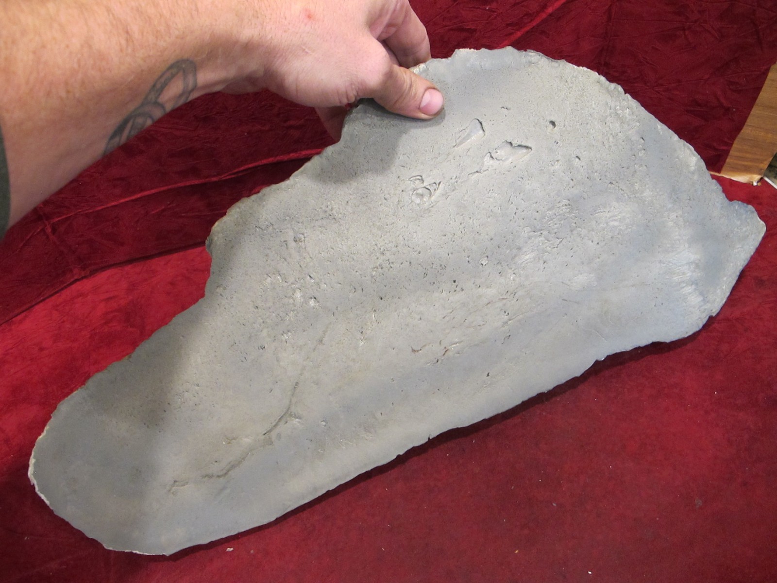 foam rocky ledge train scenary item for layouts 21″ wide