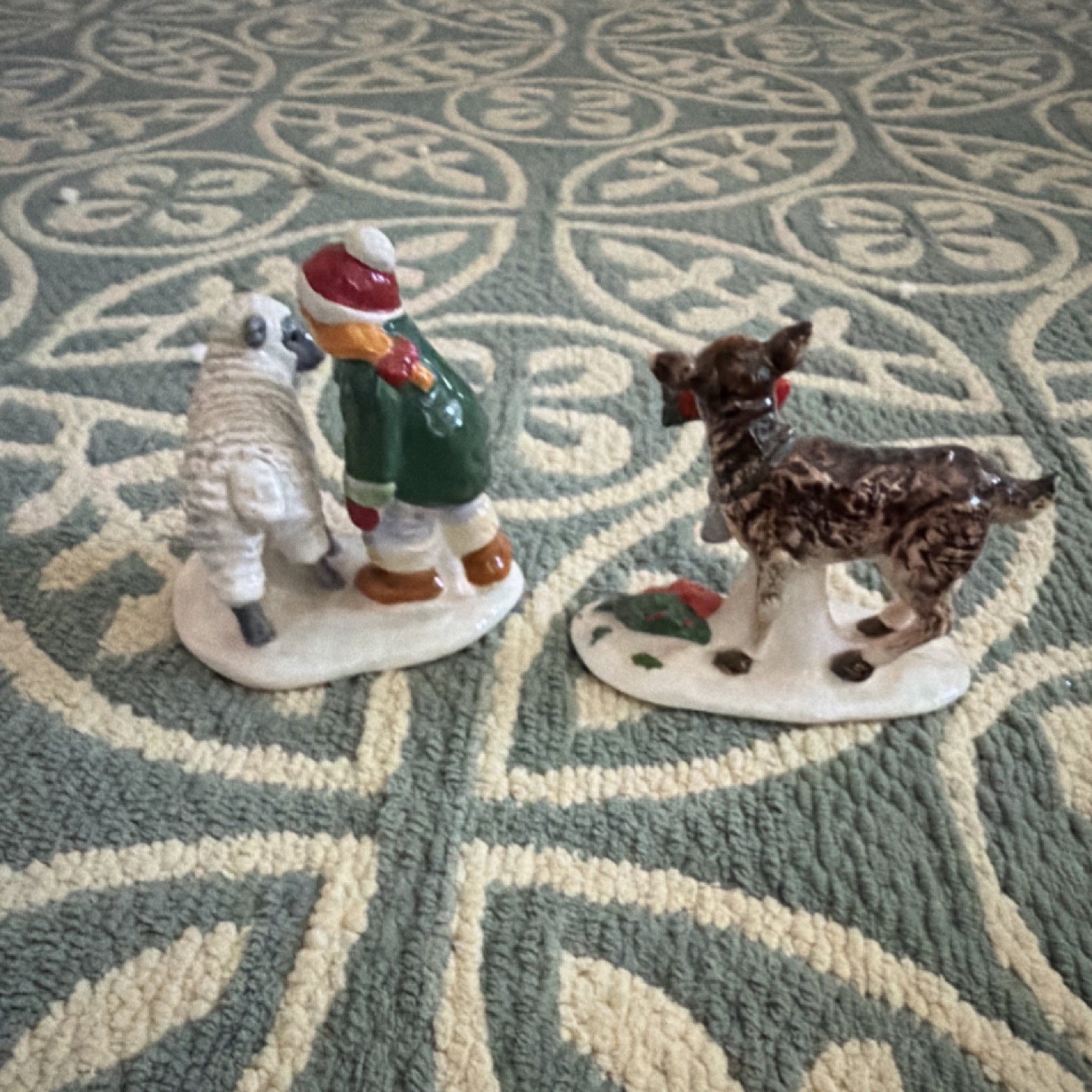 Department 56 Snow Village Christmas at the Farm Hand Painted Ceramic Set of 2