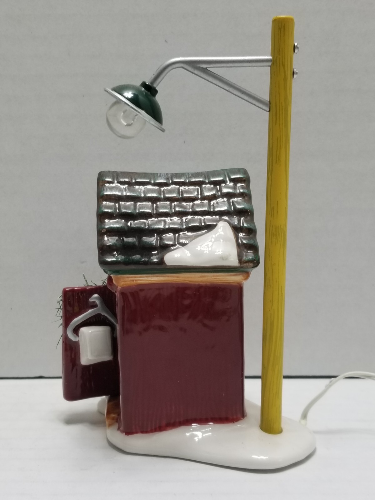 Dept 56 The Original Snow Village Backwoods Outhouse Accessory 1999 *As Is*