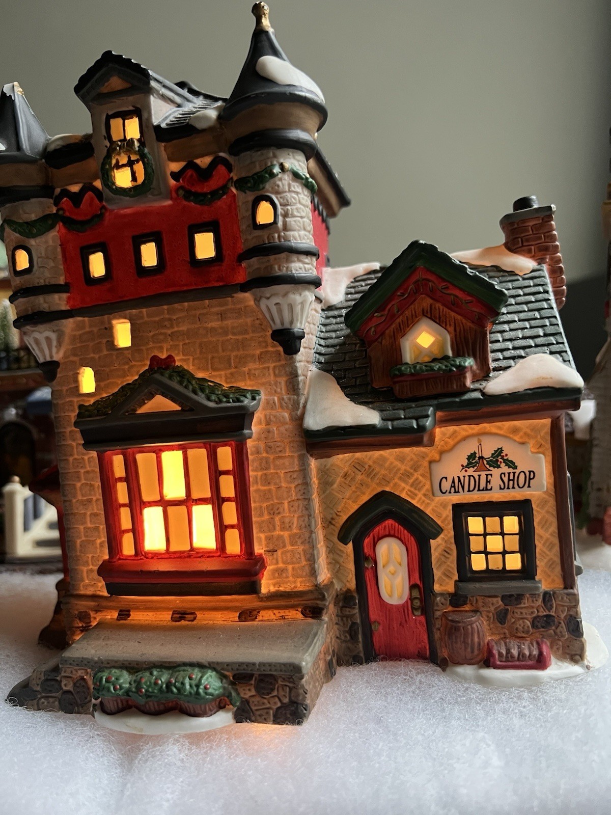 Christmas Village Accessories Set 26 Pieces, Approx. 2.5″ Tall
