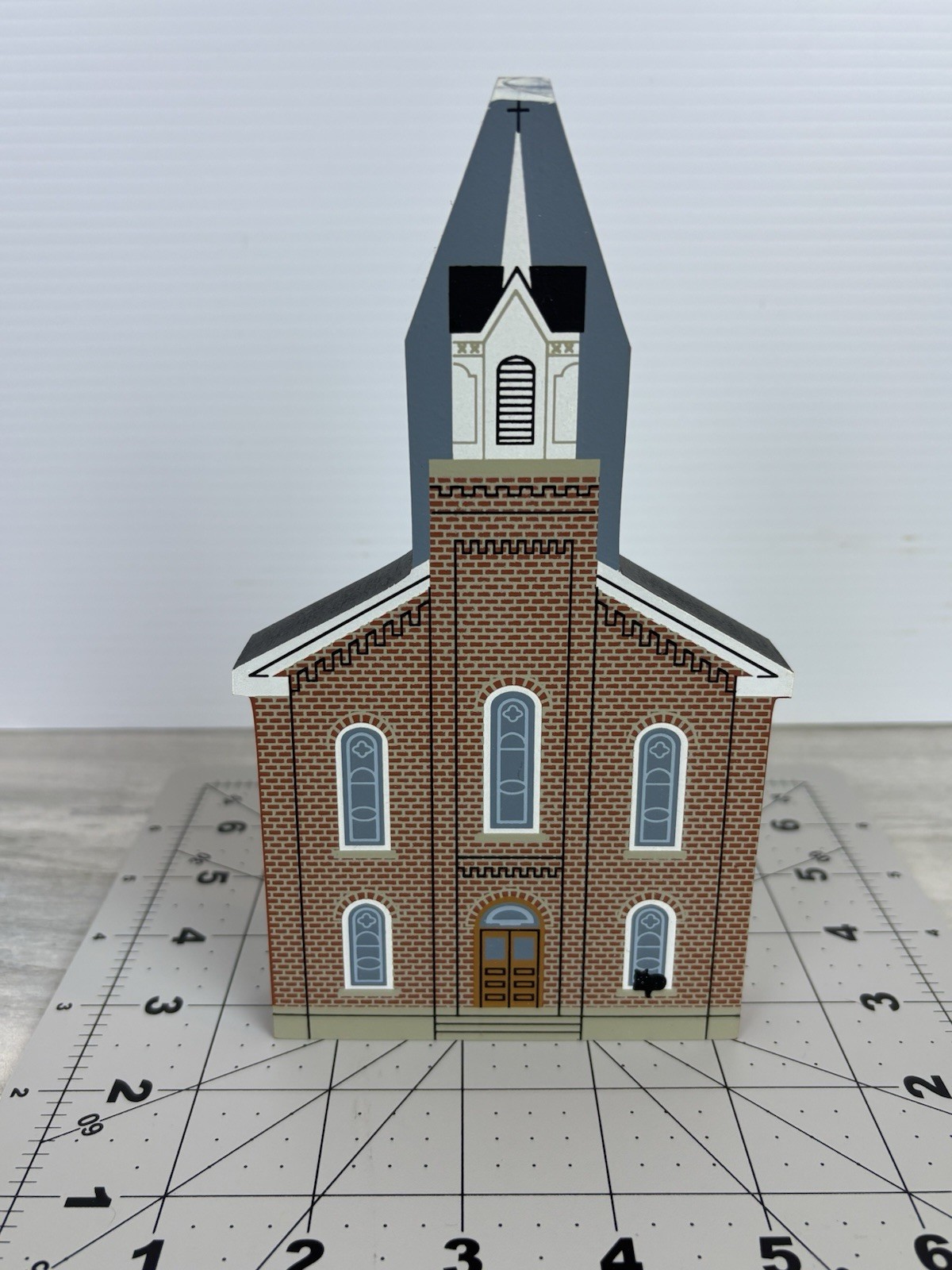Vintage The Cat’s Meow Village 1996 Collector’s Club House Mother’s Day Church
