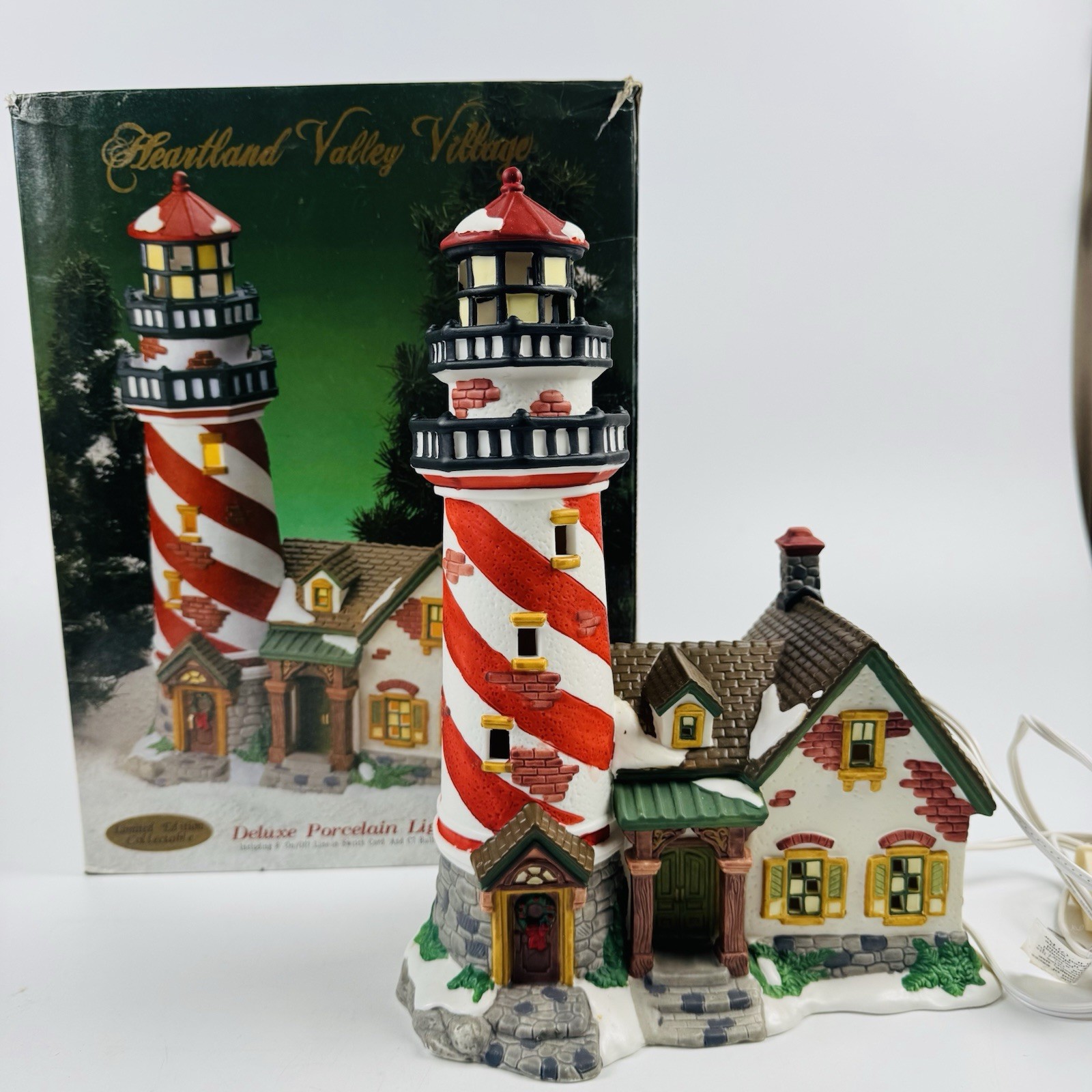 O’Wells Lighthouse Christmas Heartland Valley Village Limited Edition W Box 1999