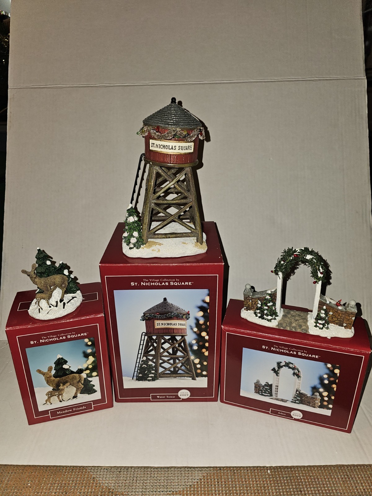 St. Nicholas Square Village Lot of 3 Figures Water Tower Deer Arbor Christmas
