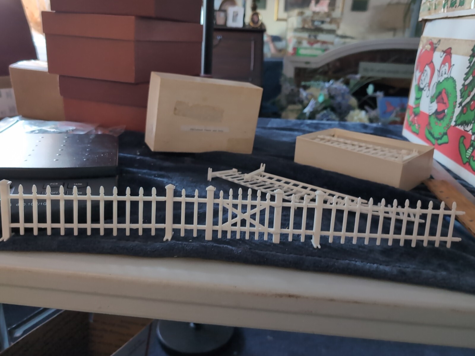 Vintage 1950s white hard plastic Putz Christmas tree fence 20 pieces Plus Gate