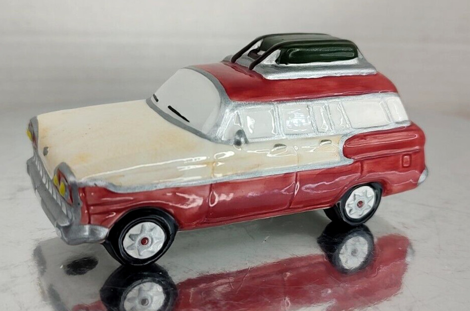 Sept 56 Snow Village #5457-7 Hand Painted Retired Classic Car Station Wagon NOS