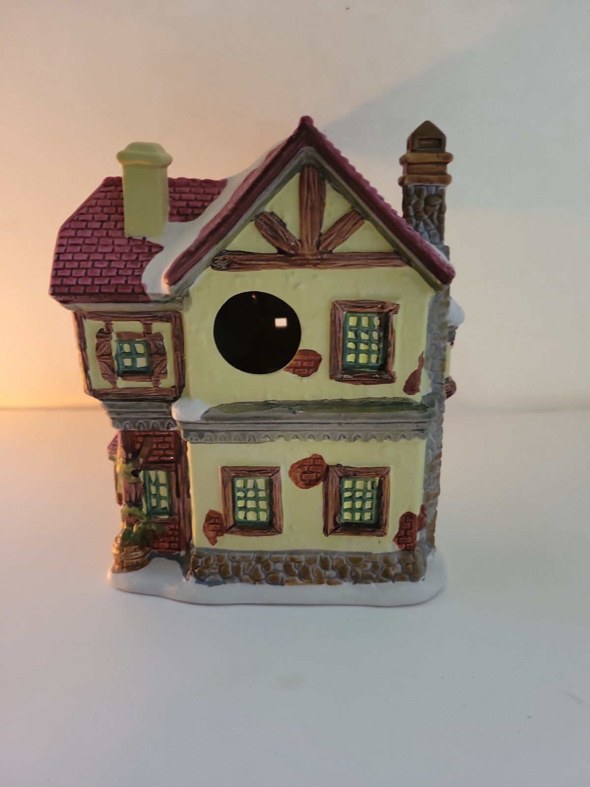 Winter Valley CAKE CORNER Porcelain Lighted House CHRISTMAS VILLAGE 6.5″