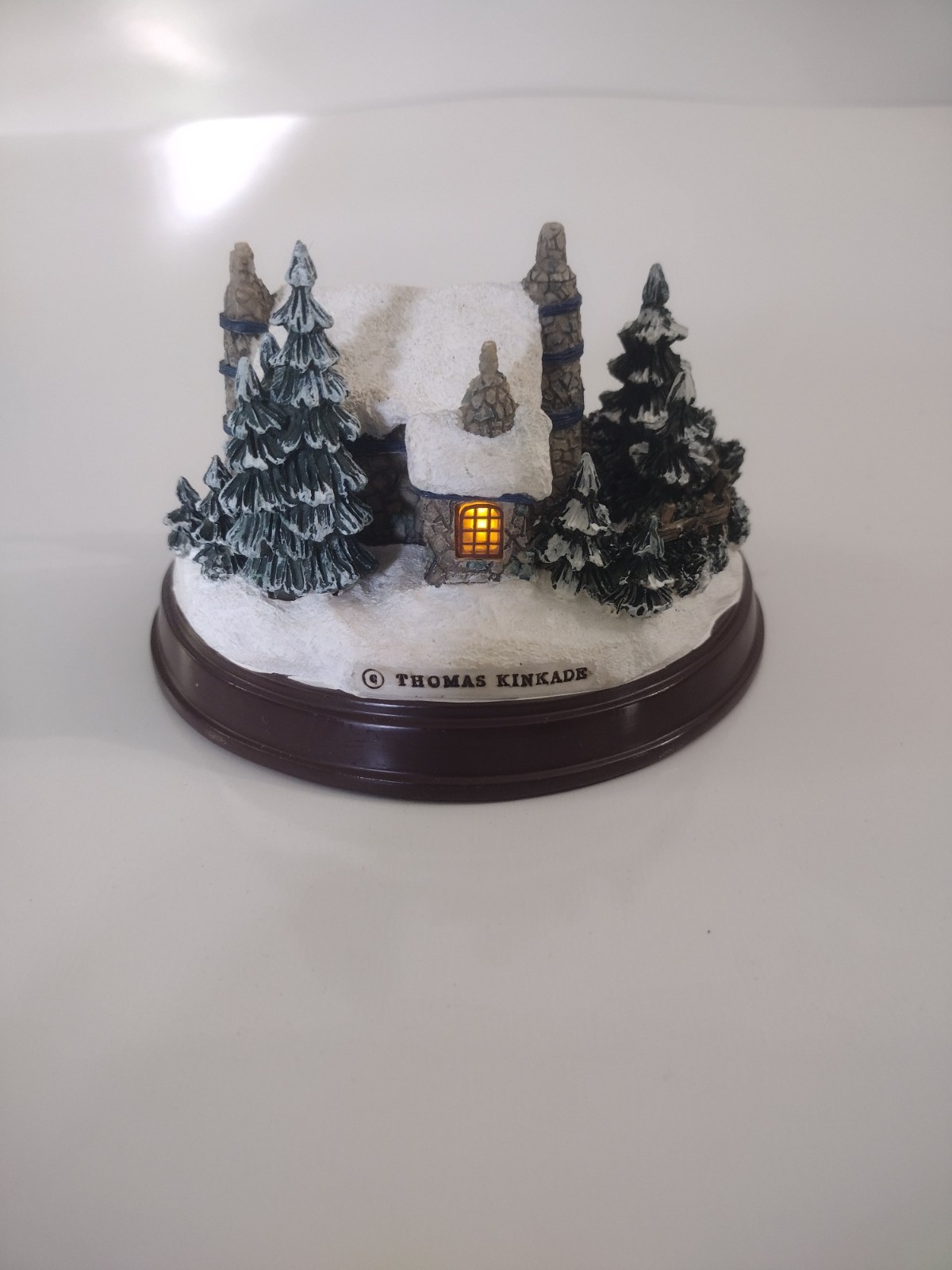 Thomas Kinkade Stonehearth Hutch Lighted Cottage Figurine AA Battery 4.5″