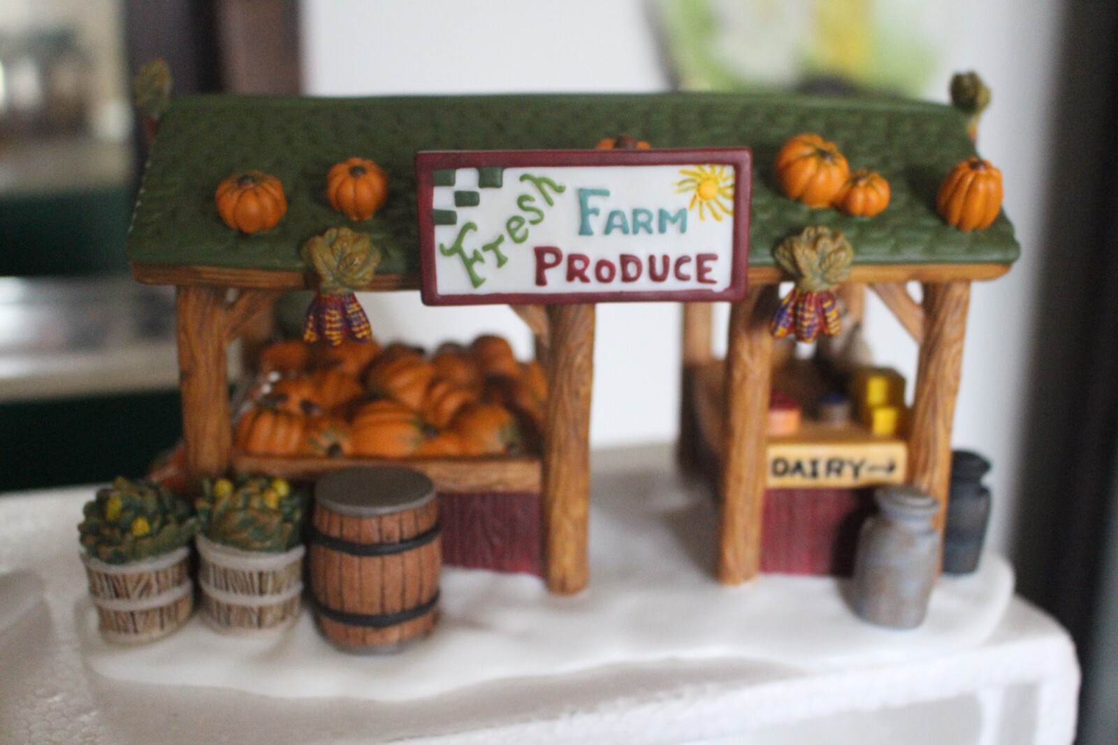 Department 56 Farmer’s Market (Set of 2) New England Village Series #56637