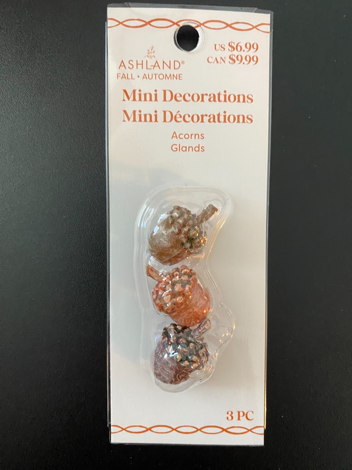 ASHLAND FALL THANKSGIVING MINIATURES ~ ACORNS ~ NEW IN PKG 2025