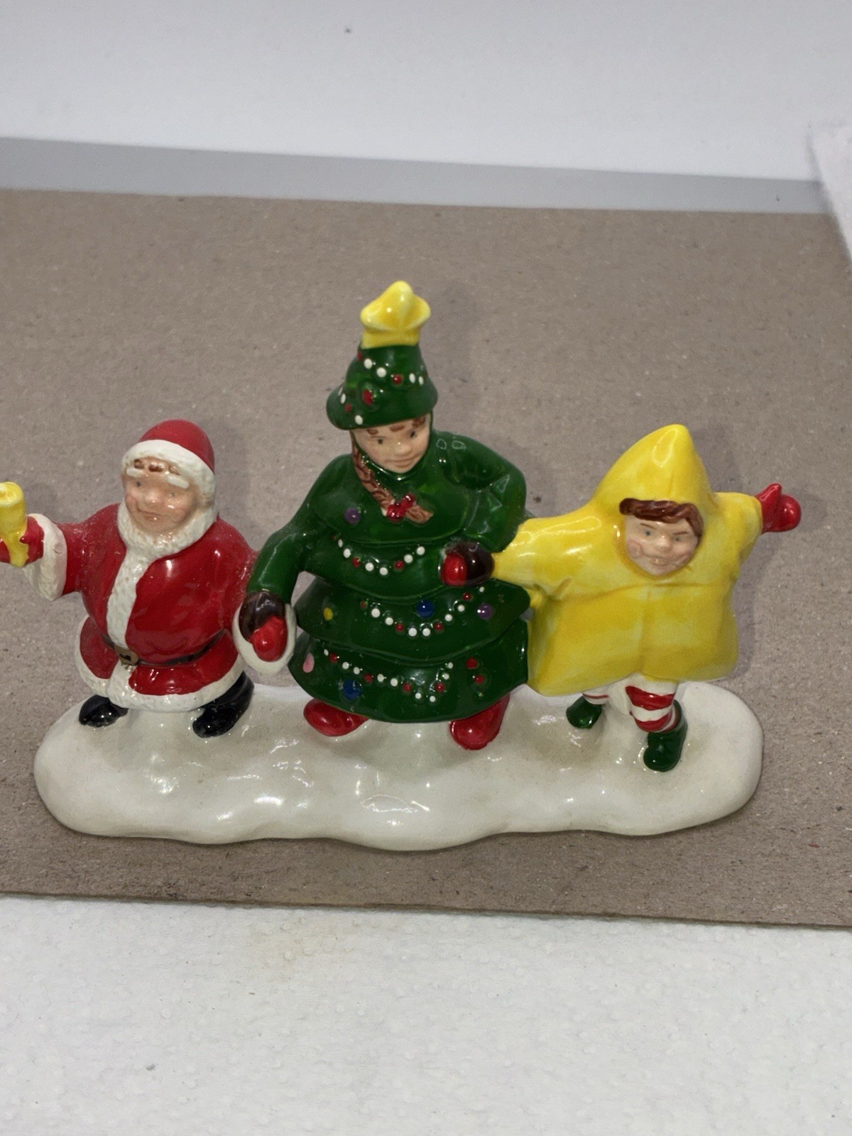 Dept 56 – Original Snow Village – ‘We’re Going to a Christmas Pageant’ #54356