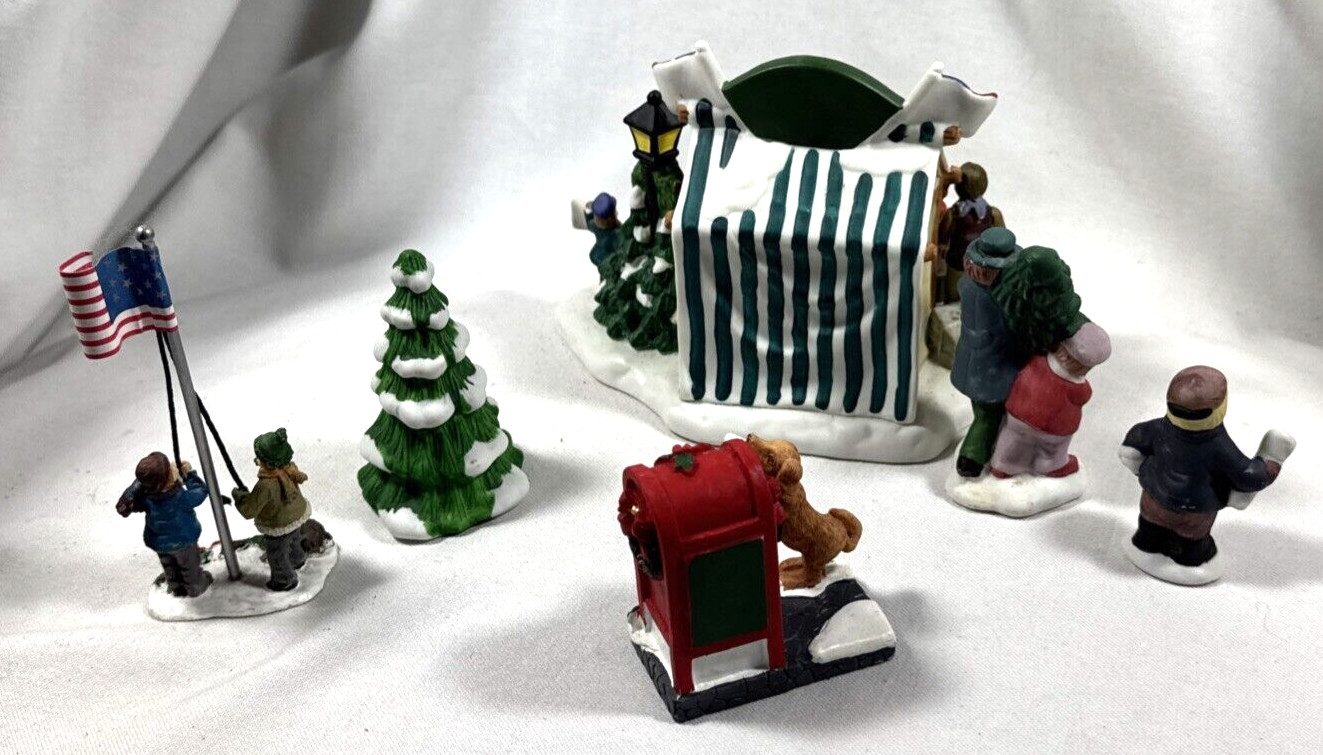 UNBRANDED CHRISTMAS VILLAGE LOT OF 6 ITEMS CITY NEWS STAND PATRIOTIC