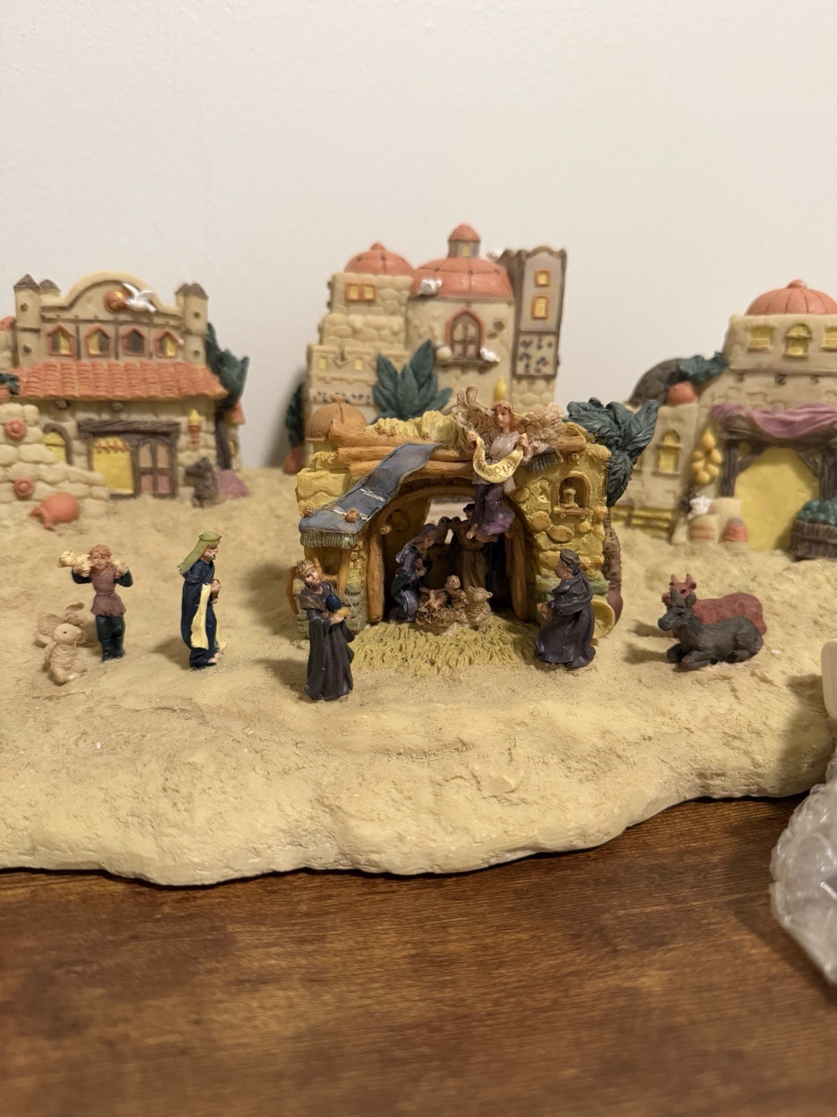 Lighted Bethlehem Village Illuminated Musical Nativity Scene Resin, Boxed 2002