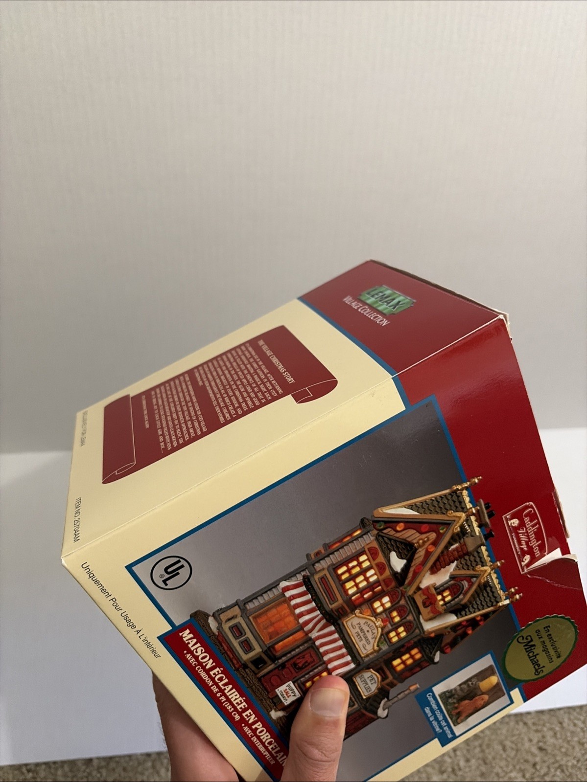 2002 Lemax Caddington Village Porcelain Lighted House Paula’s Pampered Pets