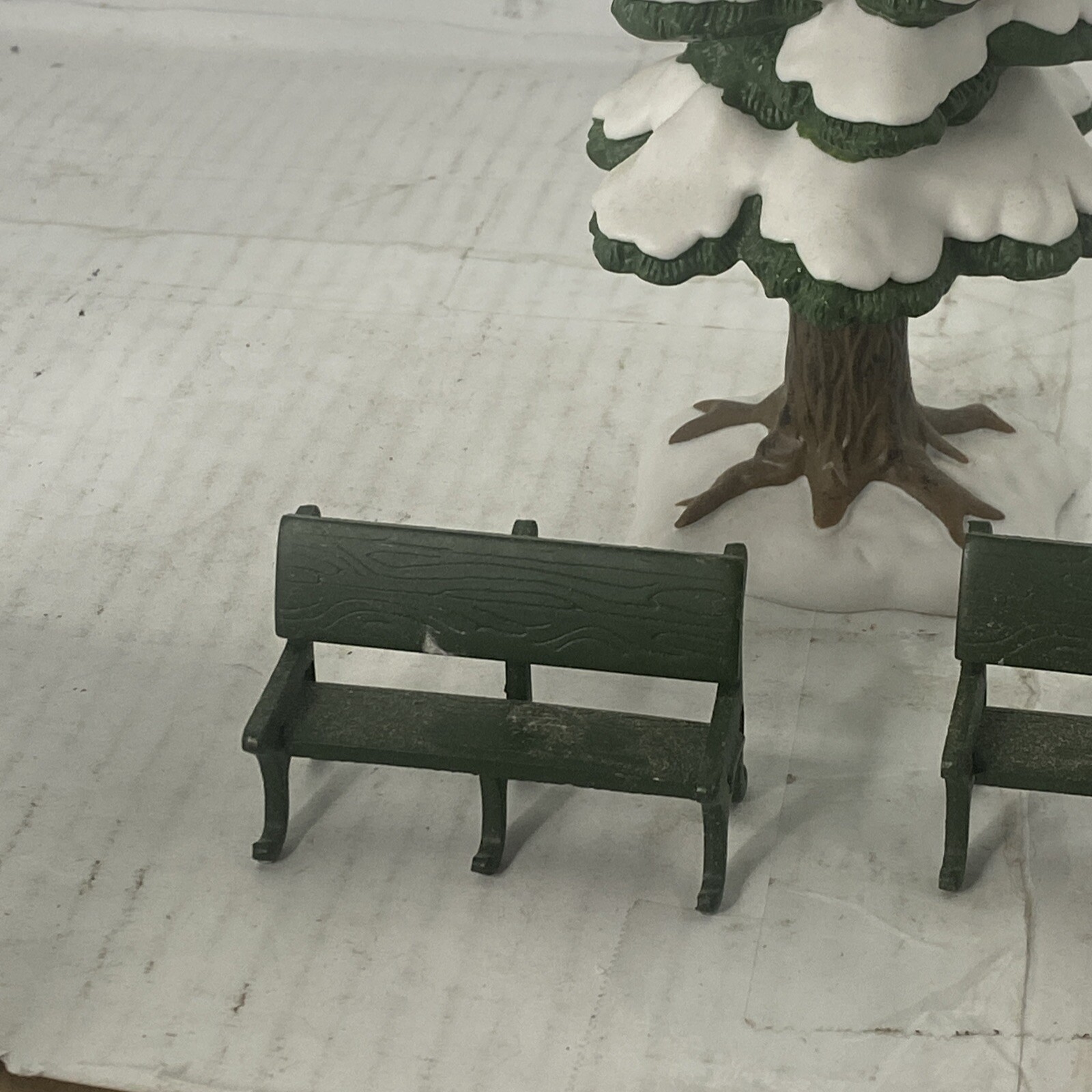 Department 56 Accessory Lot 2 Metal Park Benches And 1 Porcelain Pine
