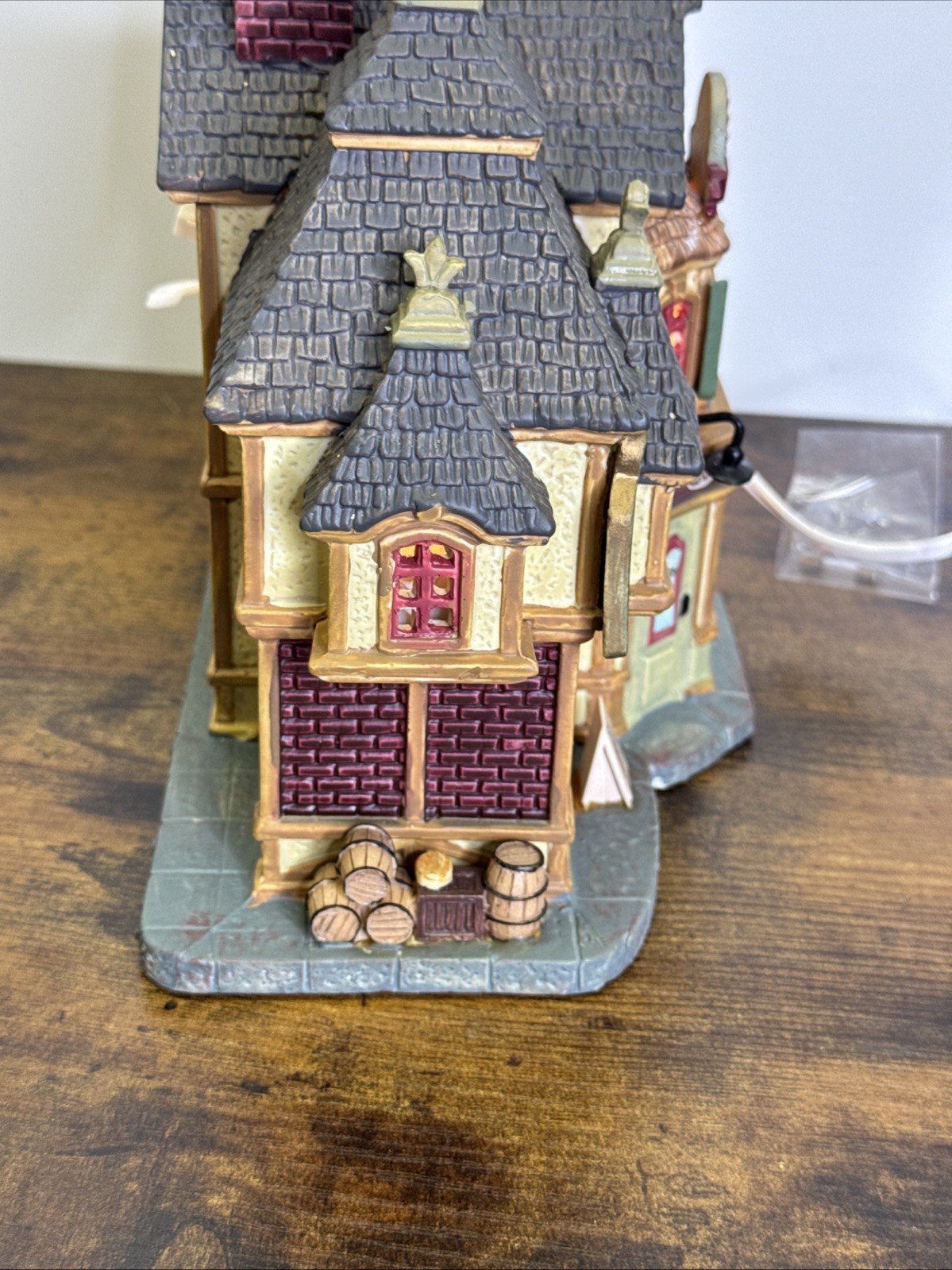 2009 LEMAX CADDINGTON VILLAGE 95815 “YE OLDE CHEESE & WINE SHOPPE SHOPPE” READ