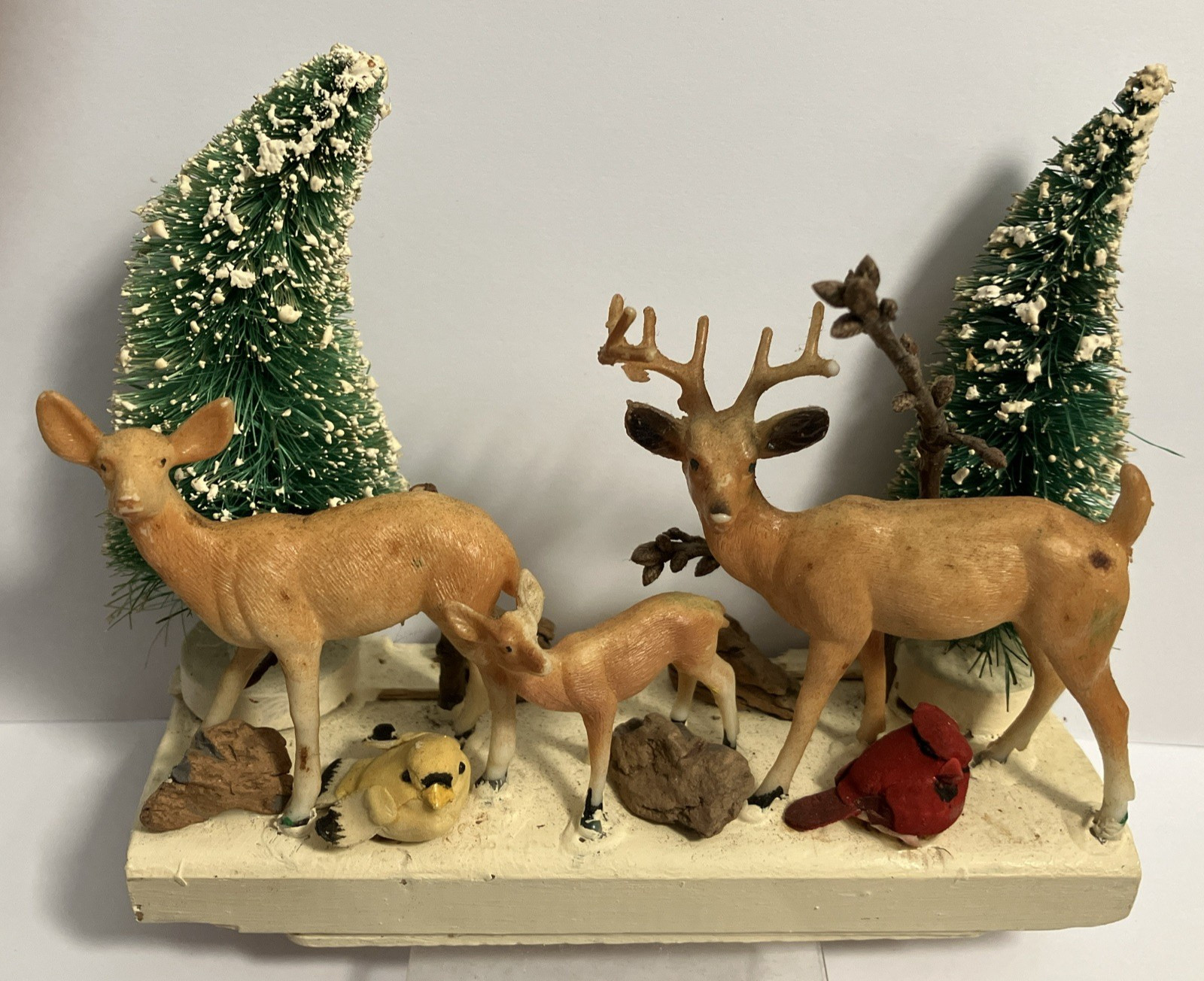 VTG Bottle Brush Trees Deer Buck Fawn Winter Scene for Train Garden 6×2/5″ T