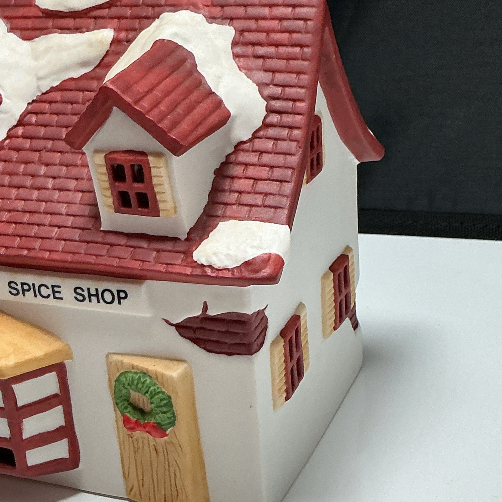Vtg Seymour Mann Christmas Village Tea and Spice Shop Light Up House No Cord