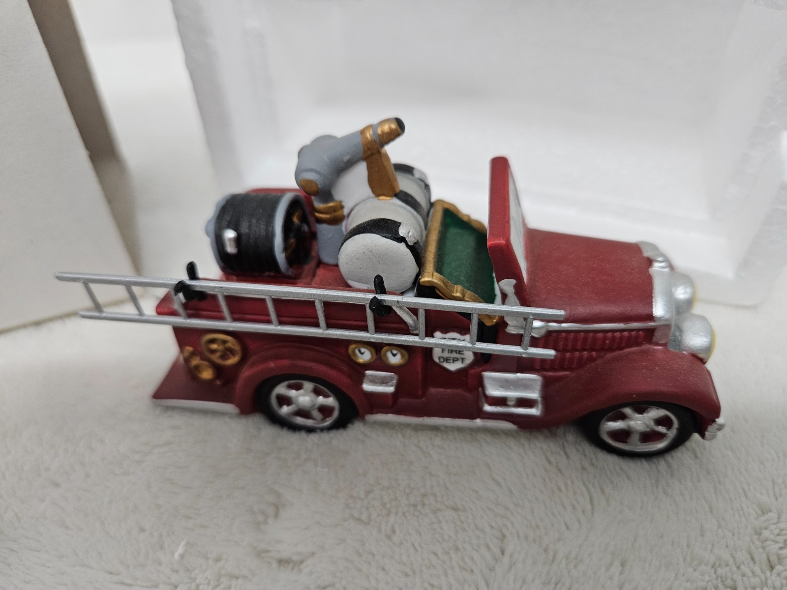 Dept 56 Heritage Village Collection City Fire Department Fire Truck with Box